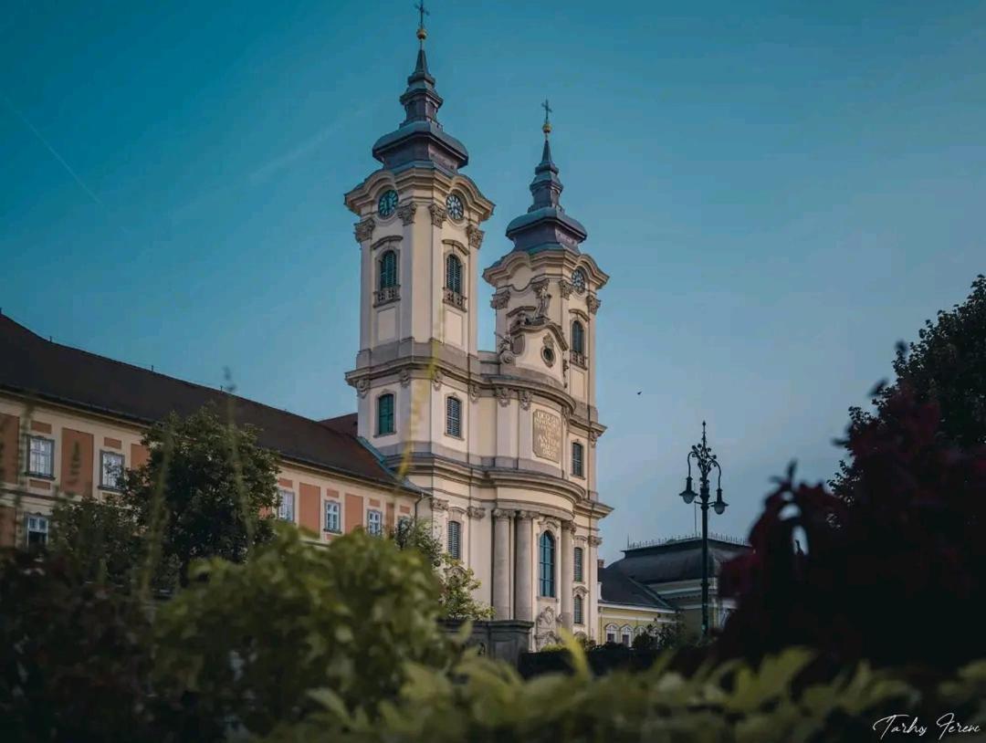 Albina Apartman Eger Zewnętrze zdjęcie